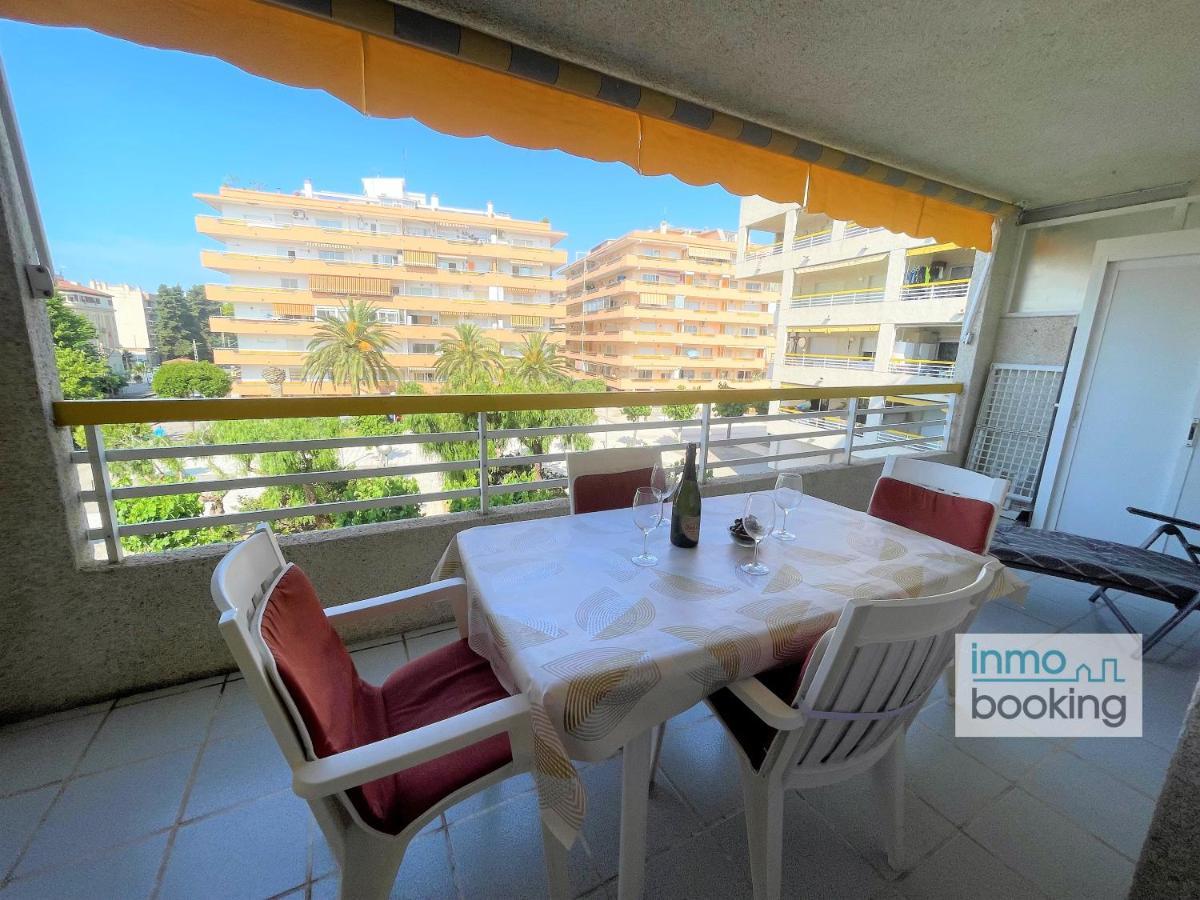 Diamant Apartment, Con Parking Салоу Екстериор снимка