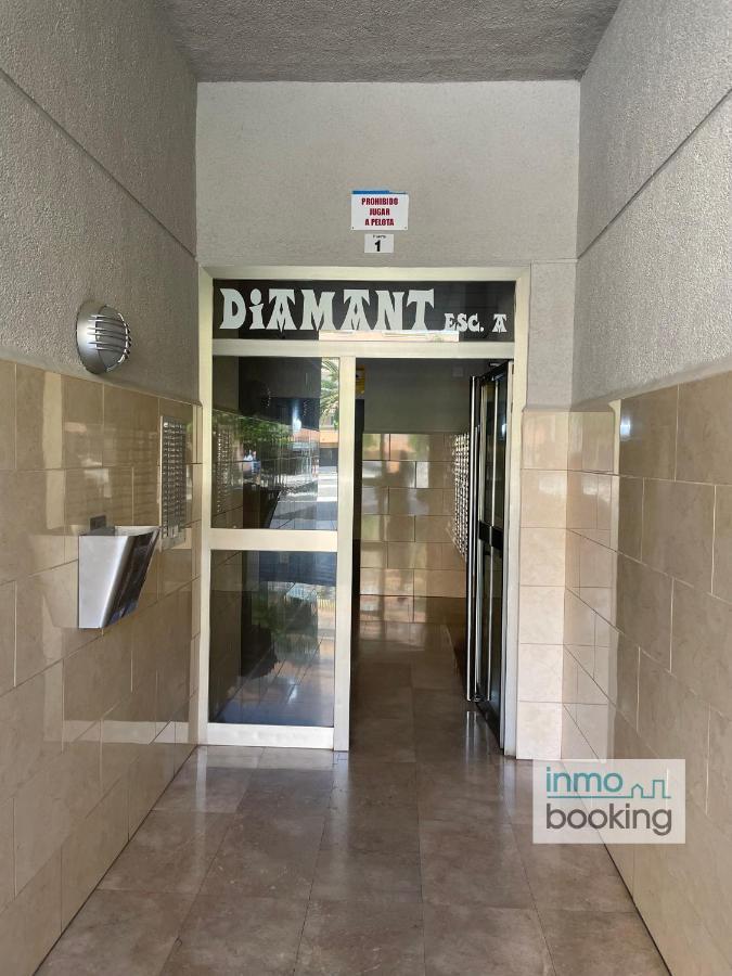 Diamant Apartment, Con Parking Салоу Екстериор снимка